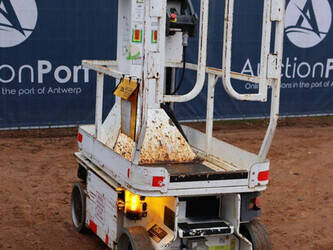 2013-jlg-1230es-1402172-44789813