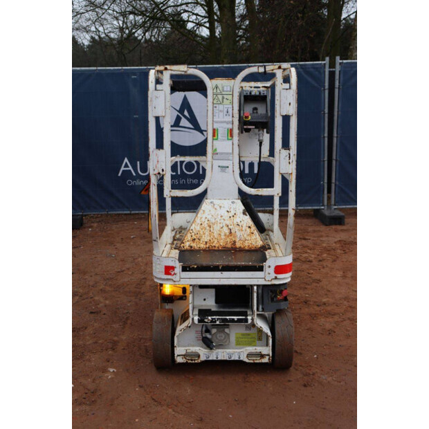 2013 جيه ال جي 1230ES-44789814