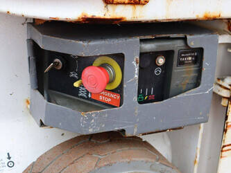 2013-jlg-1230es-1402172-44789818