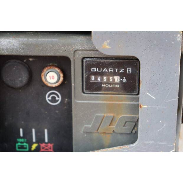 2013 جيه ال جي 1230ES-44789819