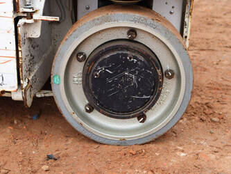 2013-jlg-1230es-1402172-44789821