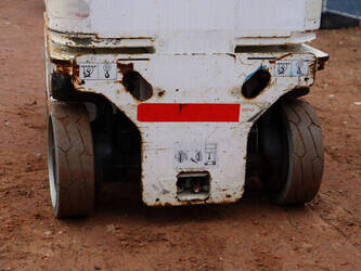 2013-jlg-1230es-1402172-44789825