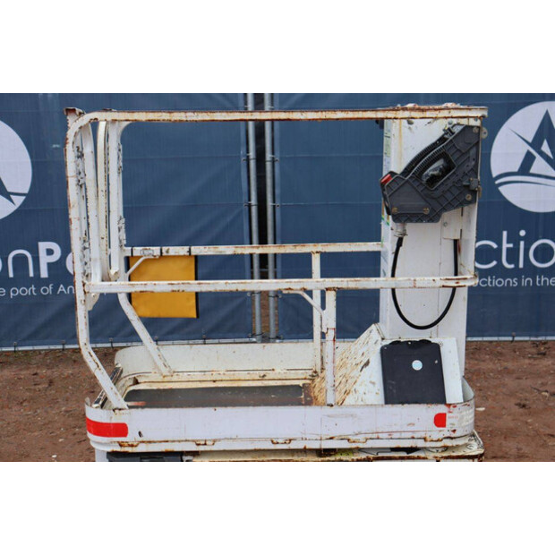 2013 جيه ال جي 1230ES-44789829