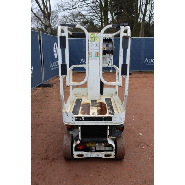 2015 جيه ال جي 1230ES-44789886