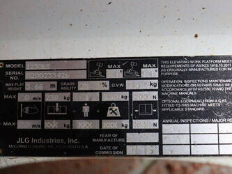 2015-jlg-1230es-1402174-44789899