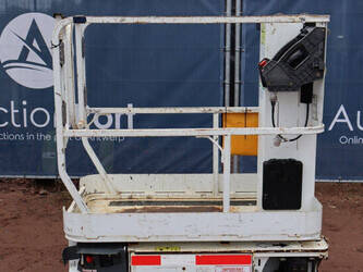 2015-jlg-1230es-1402174-44789902