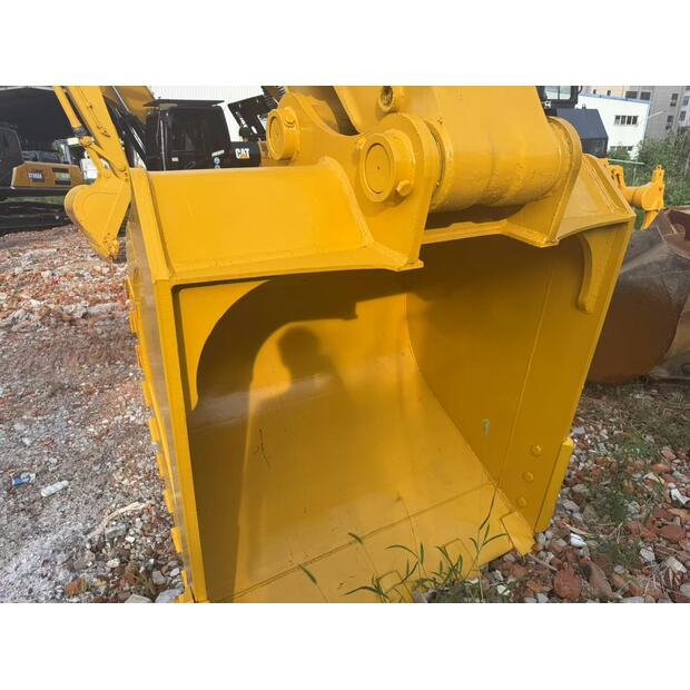 2022 Komatsu PC450-8-44790040