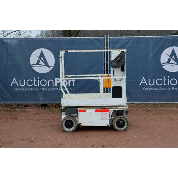 2013 جيه ال جي 1230ES-44790319