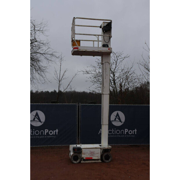 2013 جيه ال جي 1230ES-44790328