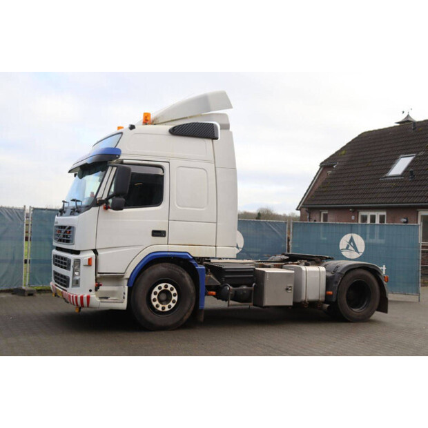 2002 Volvo FM9-44790512
