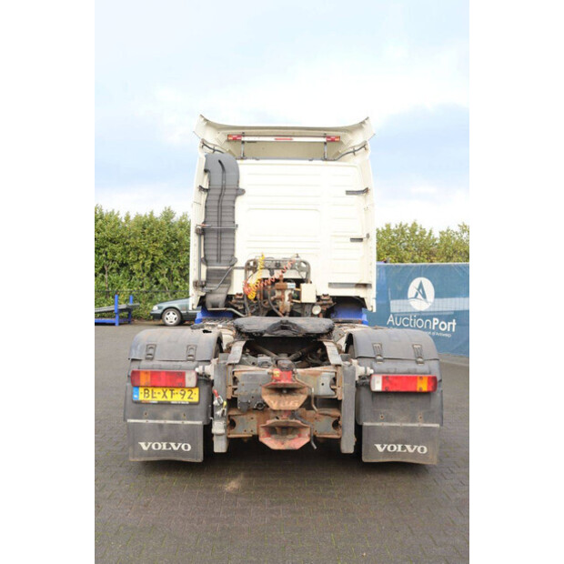 2002 Volvo FM9-44790515