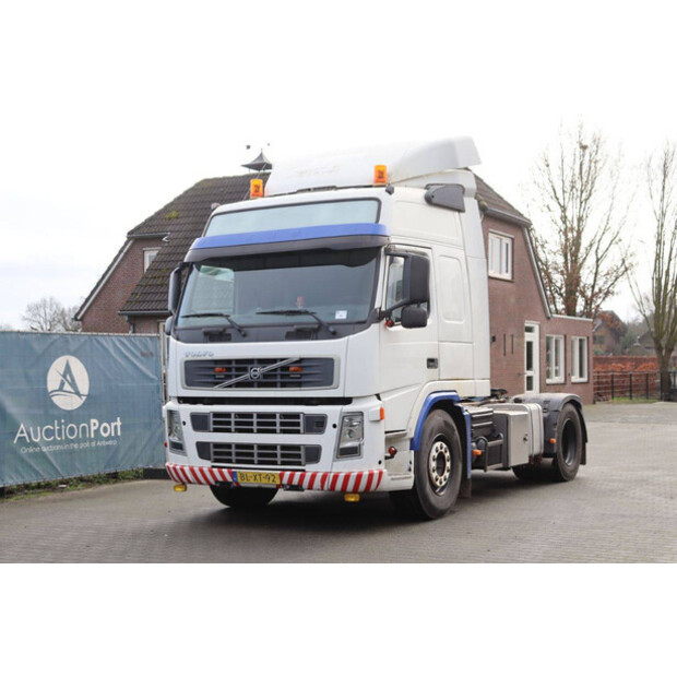 2002 Volvo FM9-44790519