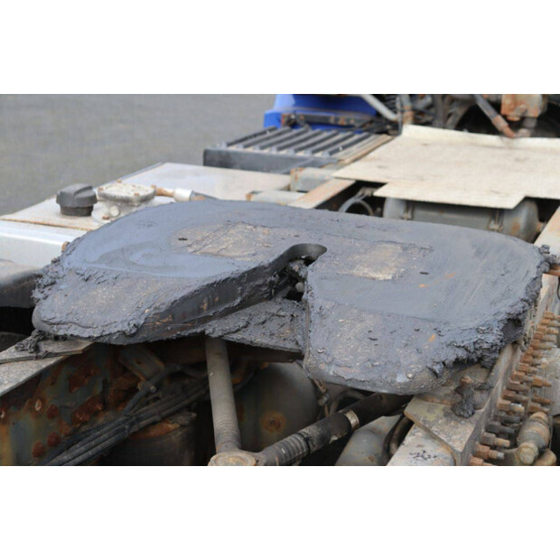 2002 Volvo FM9-44790531