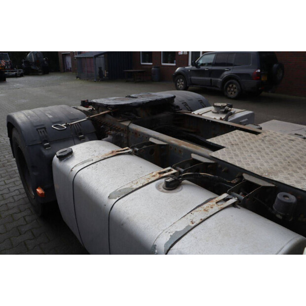 2002 Volvo FM9-44790532