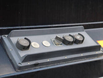 2007-volvo-others-1402202-44790589