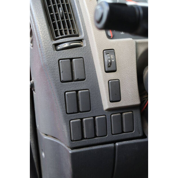 2007 فولفو OTHERS-44790599