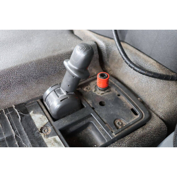 2007 فولفو OTHERS-44790609