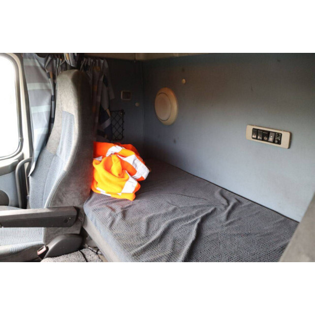 2008 Volvo FM 390-44790654