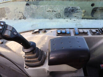 2010-claas-scorpion-7040-44790789