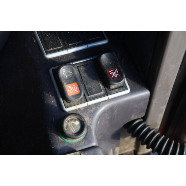 2012 Manitou MLT 840-137-44790839