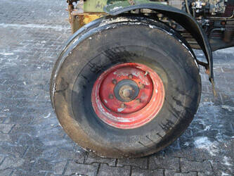 1984-fendt-farmer-305-ls-44790861