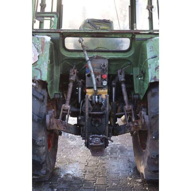 1984 فندت FARMER 305 LS-44790864