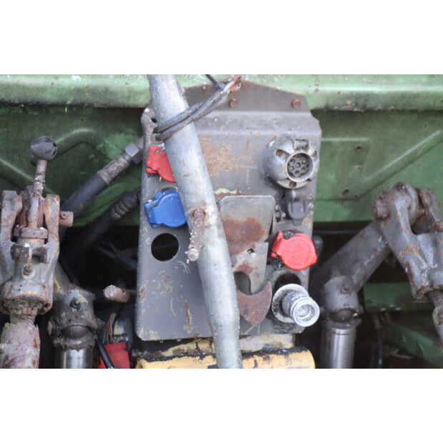 1984 فندت FARMER 305 LS-44790866