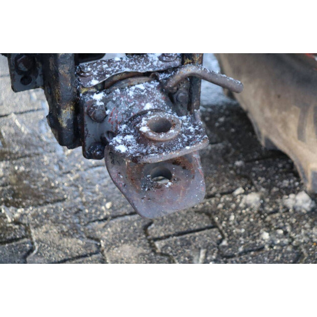 1984 فندت FARMER 305 LS-44790868