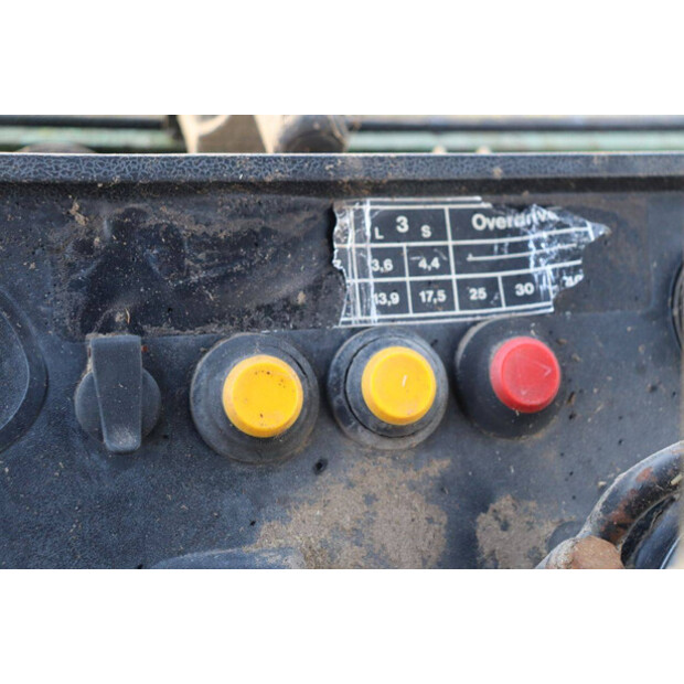 1984 فندت FARMER 305 LS-44790877