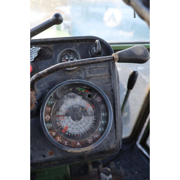 1984 فندت FARMER 305 LS-44790878