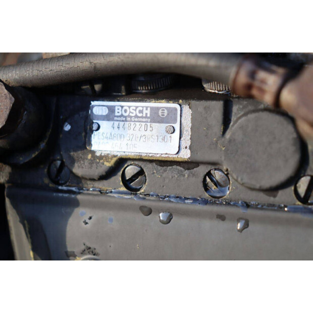 1984 فندت FARMER 305 LS-44790885