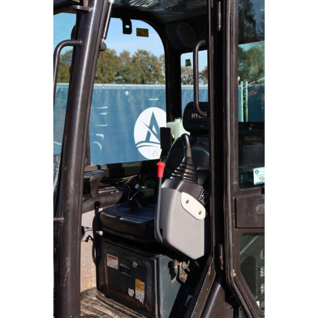 Hyundai ROBEX18-9AK-44791085