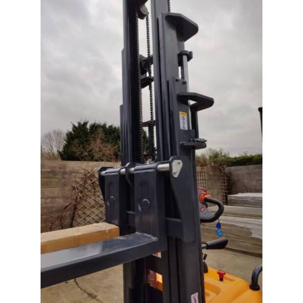 Nycheki EW15-44791260