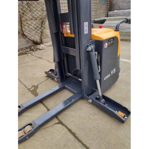 Nycheki EW15-44791261