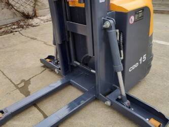 nycheki-ew15-44791261