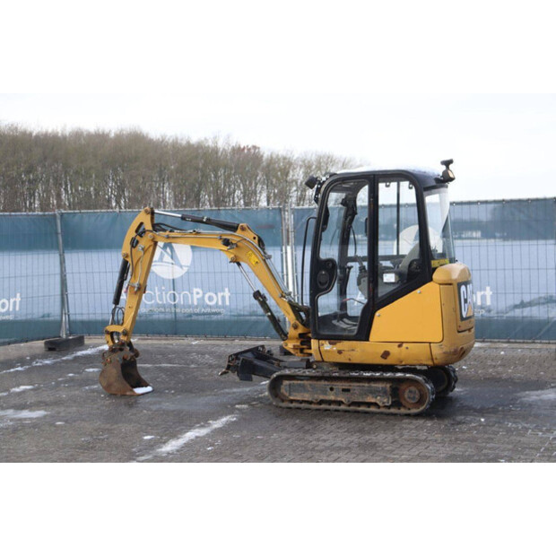 2018 كاتربيلر 301.7D-44791486