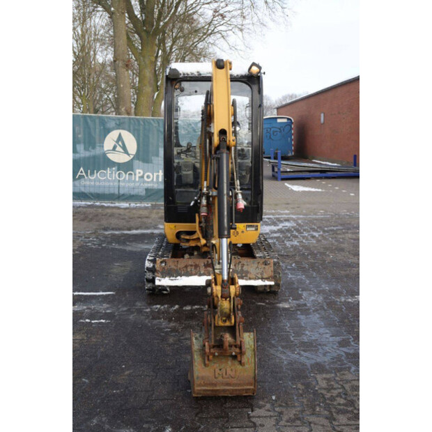 2018 كاتربيلر 301.7D-44791491