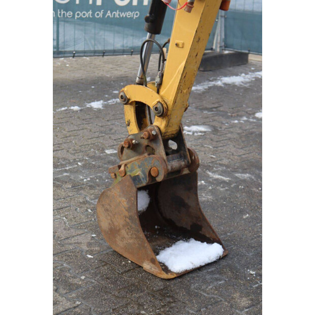 2018 كاتربيلر 301.7D-44791494