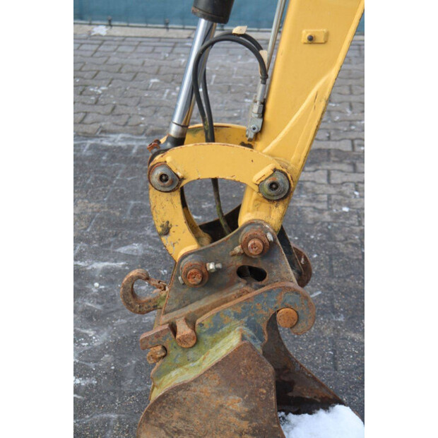 2018 كاتربيلر 301.7D-44791495