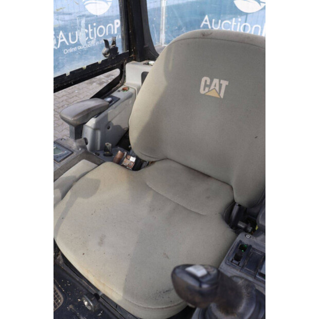 2018 كاتربيلر 301.7D-44791508