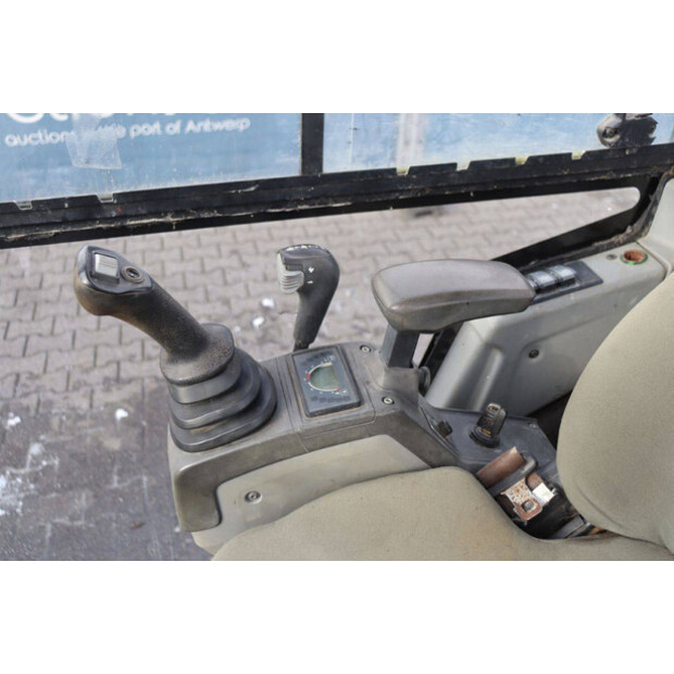 2018 كاتربيلر 301.7D-44791510