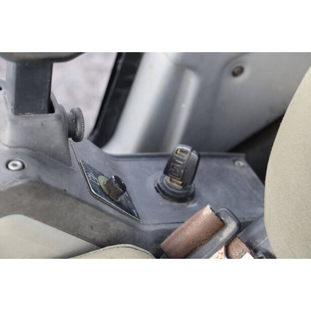 2018 كاتربيلر 301.7D-44791513