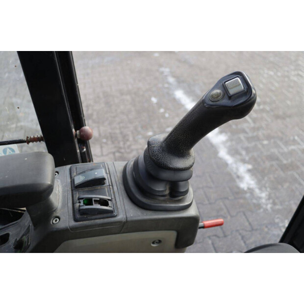 2018 كاتربيلر 301.7D-44791518