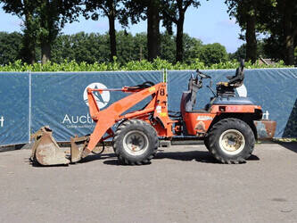 2011-kubota-r520nh-1402236-44791568