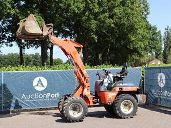 2011-kubota-r520nh-1402236-44791600