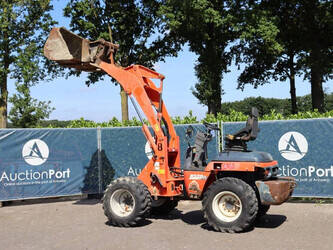 2011-kubota-r520nh-1402236-44791602