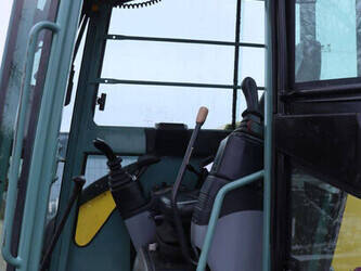 2015-yanmar-vio80-1402240-44791746