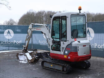 2013-takeuchi-tb219-1402241-44791770