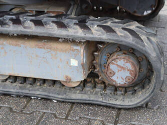 2013-takeuchi-tb219-1402241-44791785