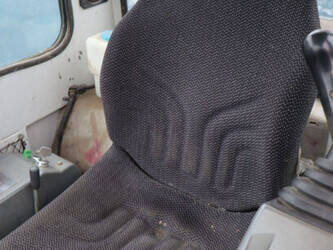 2013-takeuchi-tb219-1402241-44791789